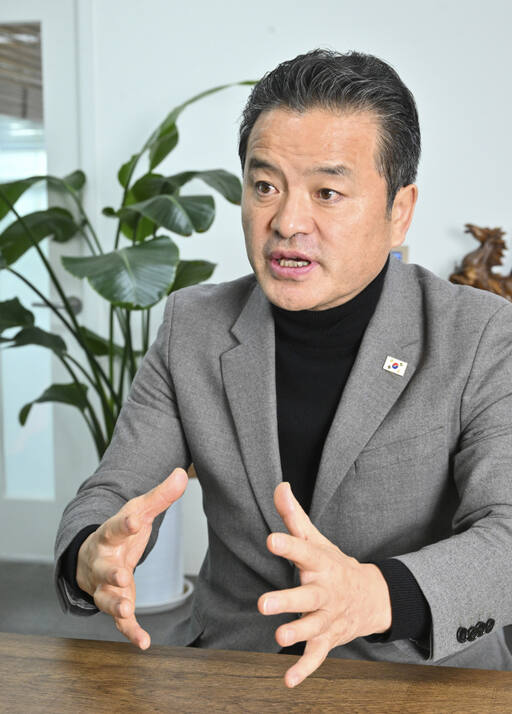 임종성 민주당 경기도당위원장이 경기일보와 인터뷰를 진행하고 있다. 윤원규기자