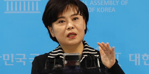 국민의힘 윤희숙 전 국회의원이 28일 국회에서 총선 출마 기자회견을 하고 있다. 연합뉴스