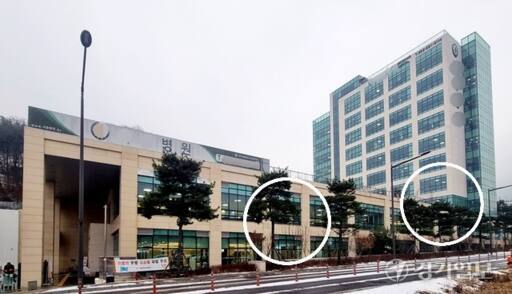 인천 계양구 계산동 산52의11 일대에 조성하는 계산종합의료단지 안에서 먼저 운영을 시작한 병원 전경. A동(오른쪽 흰색원)과 B동(왼쪽 흰색원) 각각의 건물이 연결되어 있는 구조다. 경기일보 DB