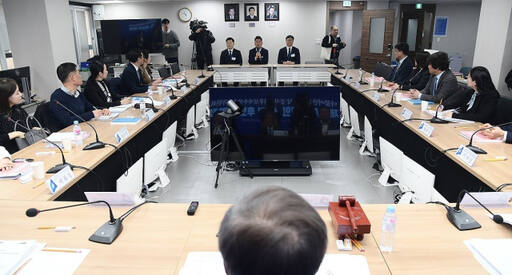 더불어민주당 공직선거후보자추천관리위원회가 31일 오전 서울 여의도 당사에서 4·10 총선 후보 공천을 위한 면접을 실시하고 있다. 연합뉴