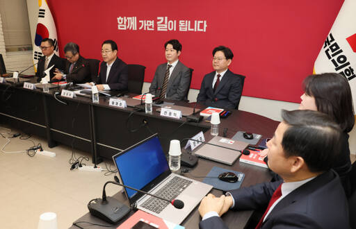 지난달 30일 국민의힘 정영환 공천관리위원장이 서울 여의도 당사에서 열린 공천관리위원회 3차회의에서 발언하고 있다. 연합뉴스