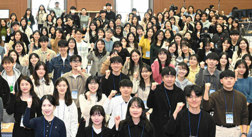 새내기 선생님, 파이팅! [포토뉴스]