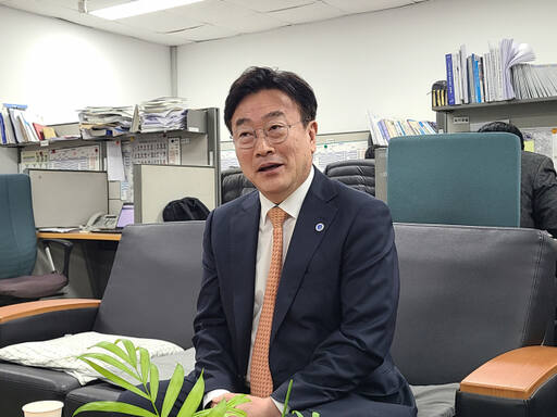 윤원석 인천경제자유구역청장이 21일 인천시청 기자실에서 운영 비전을 밝혔다. 최종일기자