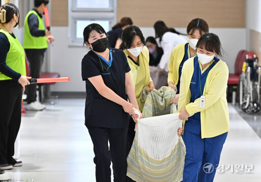 의료진과 함께한 민방위 훈련 [포토뉴스]