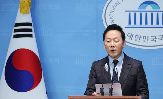 더불어민주당 정봉주 후보. 연합뉴스