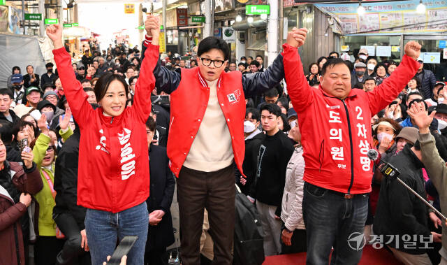 국민의힘 한동훈 비상대책위원장, 오산 오색시장 방문 [포토뉴스] [나급, 현장풀, 홍기웅 사진]