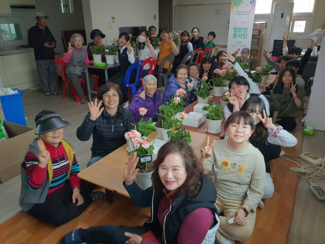빵빵한 봉사단, 호병골 어르신 찾아 봉사활동 펼쳐