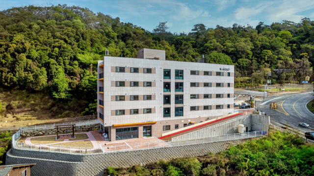 휴레스트요양원 전경. 황선주기자