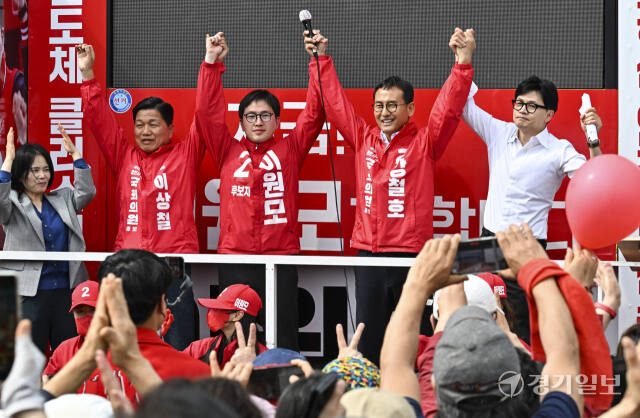 국힘 한동훈 선거총괄선대위원장, 용인 후보들 지원유세 [포토뉴스]