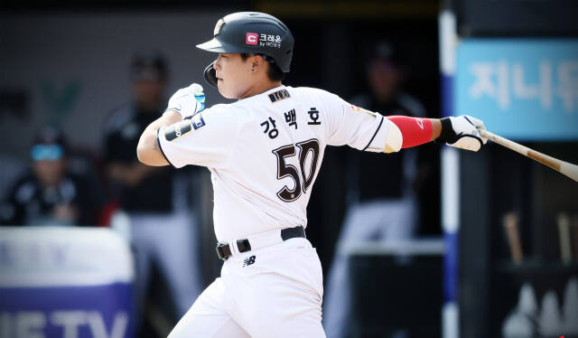 부상과 멘탈 붕괴로 인해 힘든 시간을 보내다가 최근 예전의 모습을 되찾아가고 있는 KT 위즈의 중심타자 강백호.KT 위즈 제공