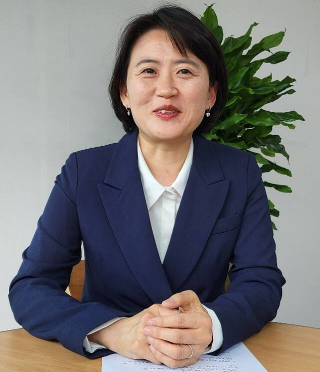 박지혜 당선인이 향후 정치 활동에 대해 이야기 하고 있다. 김창학기자
