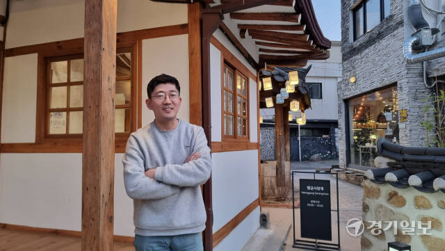 ‘수원역’의 기획자 이선형 대리는 “많은 시민들이 이야기를 경험하며 함께 즐거운 추억을 남기시길 바란다”고 말했다. 이나경기자