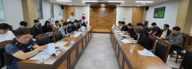 산림조합중앙회 서울인천경기지역본부가 30일 여주시산림조합 3층 회의실에서 ‘2024 산림경영지도 민관협 소통간담회’를 개최하고 있다. 유진동기자