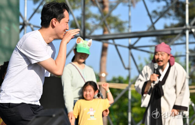 사진으로 보는 '연천 구석기축제' 첫날 [포토뉴스]