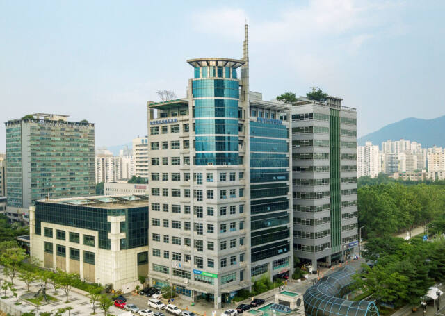 안양산업진흥원 전경. 안양시 제공