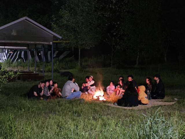 한국도자재단 경기도자박물관이 ‘선사의 법칙, 1박 2일 캠프’에 참여할 가족 참가자를 모집한다. 한국도자재단 제공