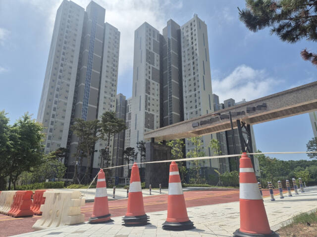 2일 오전 10시께 중구 운북동 미단시티에 들어선 전국 최초 누구나집이 공사를 마치고 입주를 기다리고 있다. 김지혜기자
