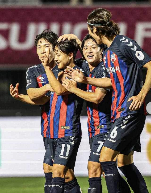 최근 상승세를 타고 있는 수원FC가 리그 득점 7위로 다소 부진해 공격력 보완이 필요하다. 수원FC 제공