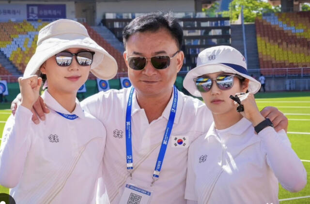 2024 수원 아시아컵 국제양궁대회 여자 컴파운드 예선라운드서 1위를 차지한 심수인(왼쪽).대한양궁협회 제공