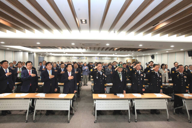 13일 주상봉 제24대 신임 대한민국재향경우회장 취임식에 윤희근 경찰청장, 이만희 국회의원(국민의힘), 이상식 국회의원(더불어민주당), 조현오 전 경찰청장, 강영규 전 경우회장 등 130여명이 참석했다. 대한민국재향경우회 제공