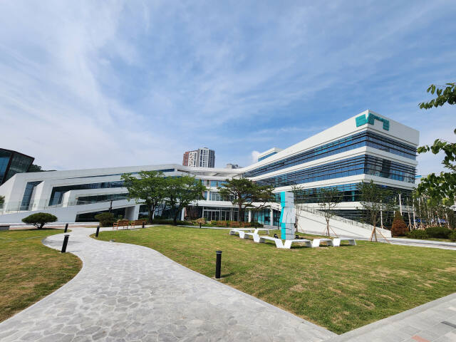 양평도서관 전경. 양평군 제공
