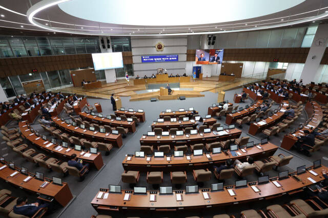 지난 12일 열린 경기도의회 제375회 정례회 모습. 경기도교육청 제공