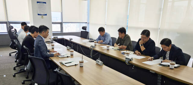 인천항만공사(IPA)는 최근 공사에서 인천항 4개 컨테이너 운영사와 ‘항만 이용자 중심’ 인천항 조성을 위한 ‘인천항 컨테이너 터미널 협의회’를 했다. IPA 제공