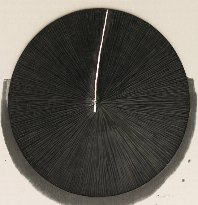 서정민, '선 39 LINES 39', 196X196cm, 한지, 2023. 서호미술관 제공