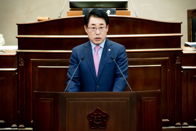 후반기 의장으로 선출된 국민의힘 조성대 의원. 남양주시의회 제공