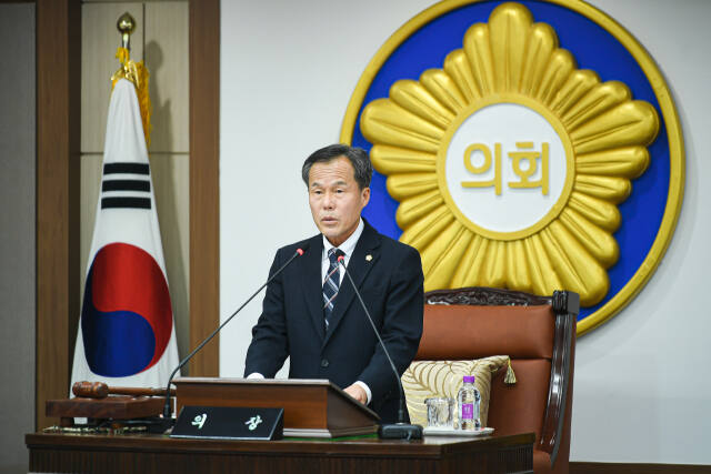 서과석 포천시의회 의장