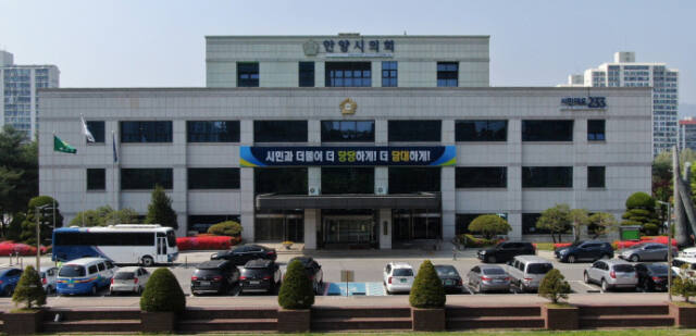 안양시의회 전경. 경기일보 DB