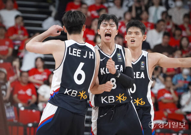 한국농구대표팀, 한일 친선전에서 85-84로 극적인 승리 [포토뉴스]