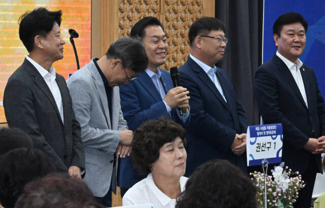 이재준 수원특례시장과 구청장들