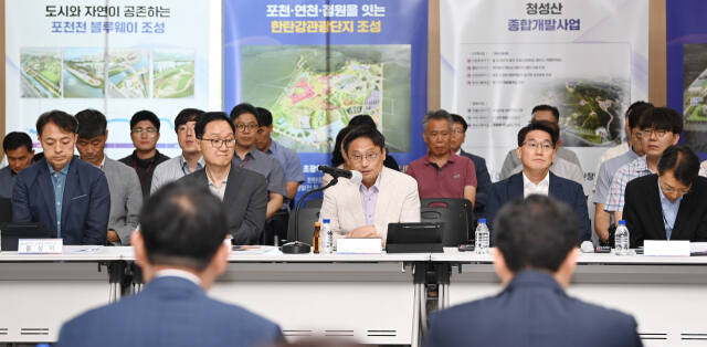 오후석 경기도 행정2부지사가 ‘경기북부 시·군 비전 순회 간담회’에서 인사말을 하고 있다. 경기도 제공
