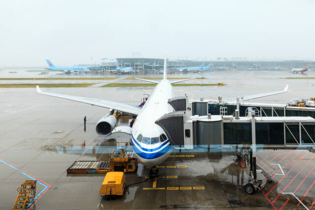 사진은 기사와 관련 없음. 인천공항 여객기. 경기일보DB