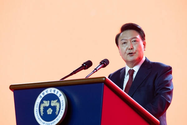 윤석열 대통령이 지난 23일 오후 경기도 고양시 킨텍스에서 열린 국민의힘 제4차 전당대회에 참석해 축사를 하고 있다. 연합뉴스