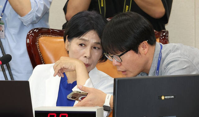 더불어민주당 소속 최민희 과학기술정보방송통신위원회 위원장. 연합뉴스