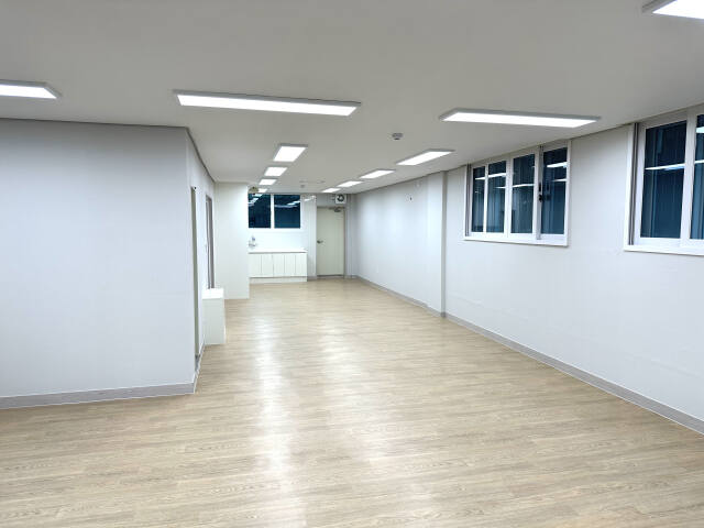 iH가 최근 리모델링을 마무리한 인천 미추홀구 도화동 80의79에 있는 제물포 경로당 모습. iH 제공