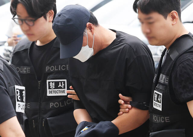 수원지검 안산지청 형사2부는 16년 전 시흥시 정왕동의 한 슈퍼마켓 점주를 살해한 범인을 구속기소 했다고 9일 밝혔다. 연합뉴스 제공