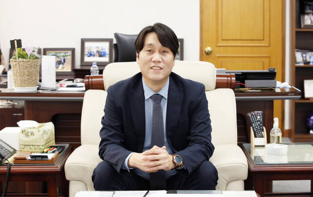 박준모 안양시의회 의장. 안양시의회 제공