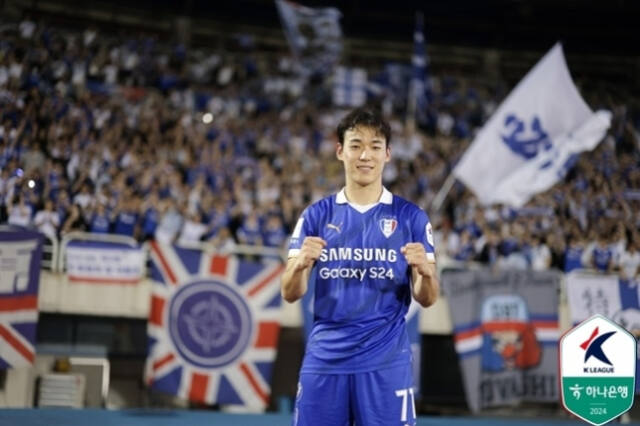 최근 6경기에서 4골 2도움의 맹활약을 펼치며 팀의 상승세를 이끌고 있는 프로축구 K리그2 수원 삼성 공격수 김지호. 프로축구연맹 제공