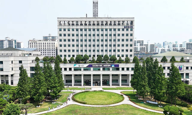 부천시청 전경. 부천시 제공