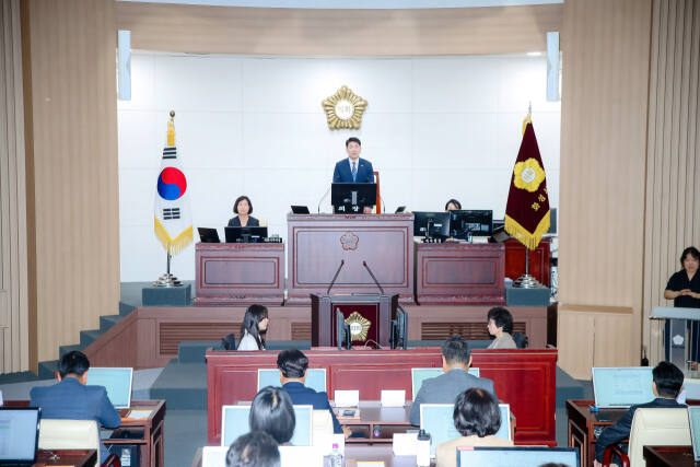 화성시의회가 2일 오전 11시 제235회 임시회 제1차 본회의를 개최했다. 화성시의회 제공
