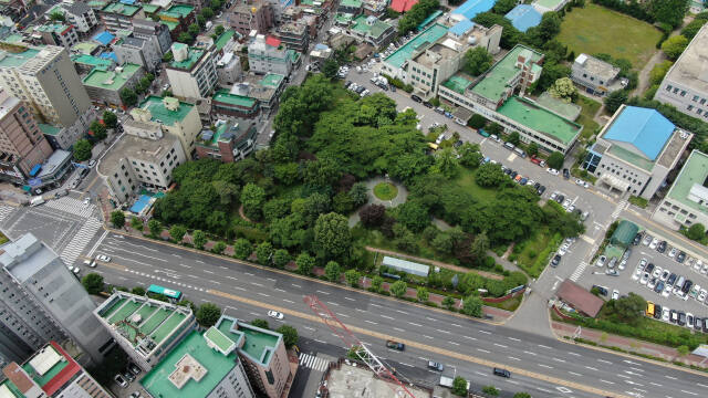 안양시 옛 농림축산검역본부 부지 내 녹지공간 전경. 안양시 제공