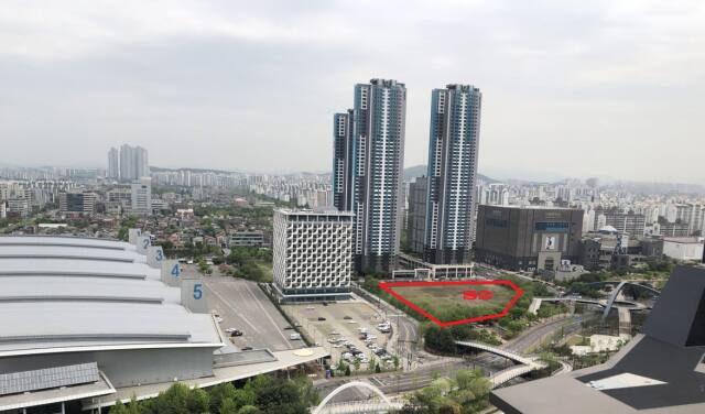 고양시가 매각을 추진 중인 S2부지(붉은 선 안) 전경. 고양특례시 제공