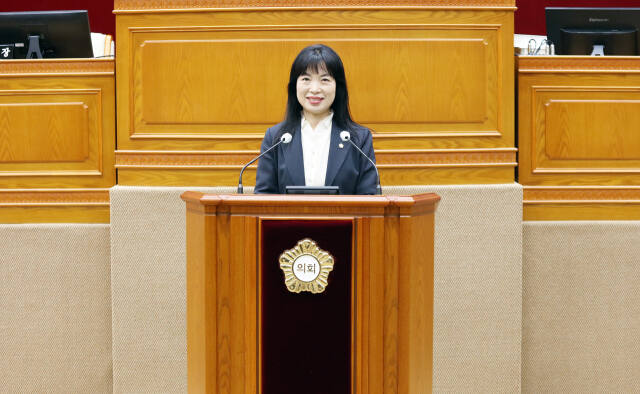 장경술 안양시의원. 안양시의회 제공