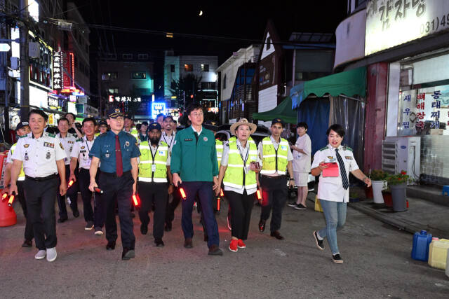 안산단원서가 안산시 등과 함께 추석연휴 기간을 포함 오는 18일까지 시민 보호를 위한 특별치안활동을 펼친다. 단원서 제공