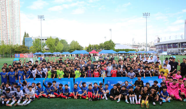 지난 22일 수원종합운동장 보조구장에서 ‘2024년 장안구청장배 유소년 축구대회’가 열렸다. 장안구 제공