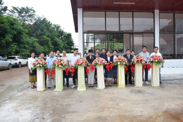 라오스 비엔타안 한·라직업기술개발원에서 바리스타 및 제과제빵 교육장 준공식이 진행되고 있다. (사)나눔문화예술협회 제공