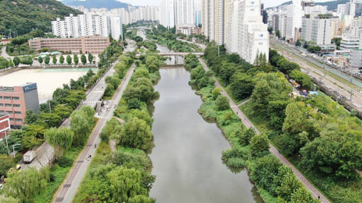 안양천 전경. 안양시 제공